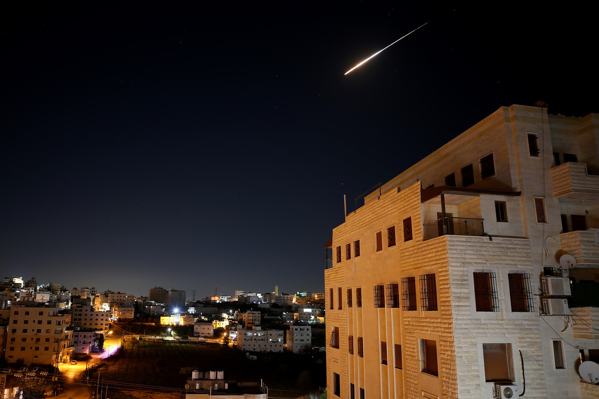 Iran launches largest wave of missiles, drones at Israel and Gulf states – Middle East Monitor