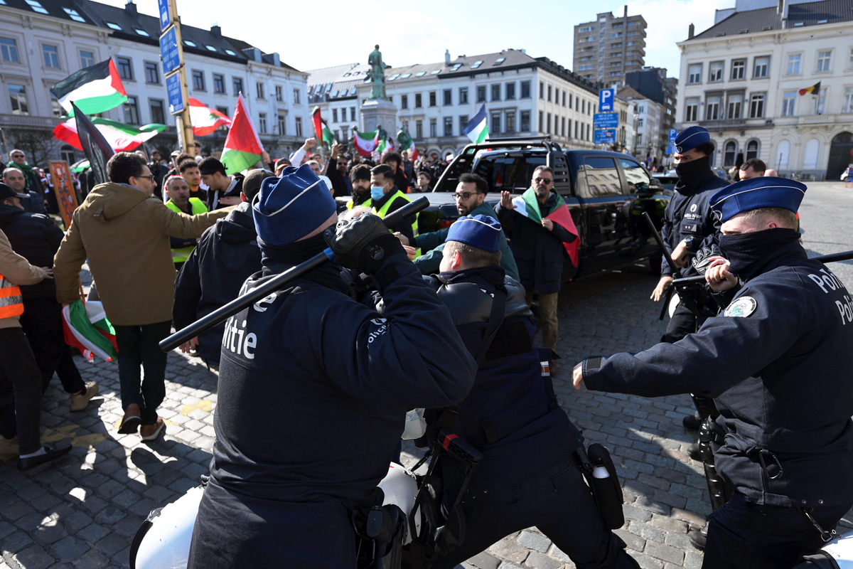 Clashes break out at International Quds Day protest in Brussels – Middle East Monitor