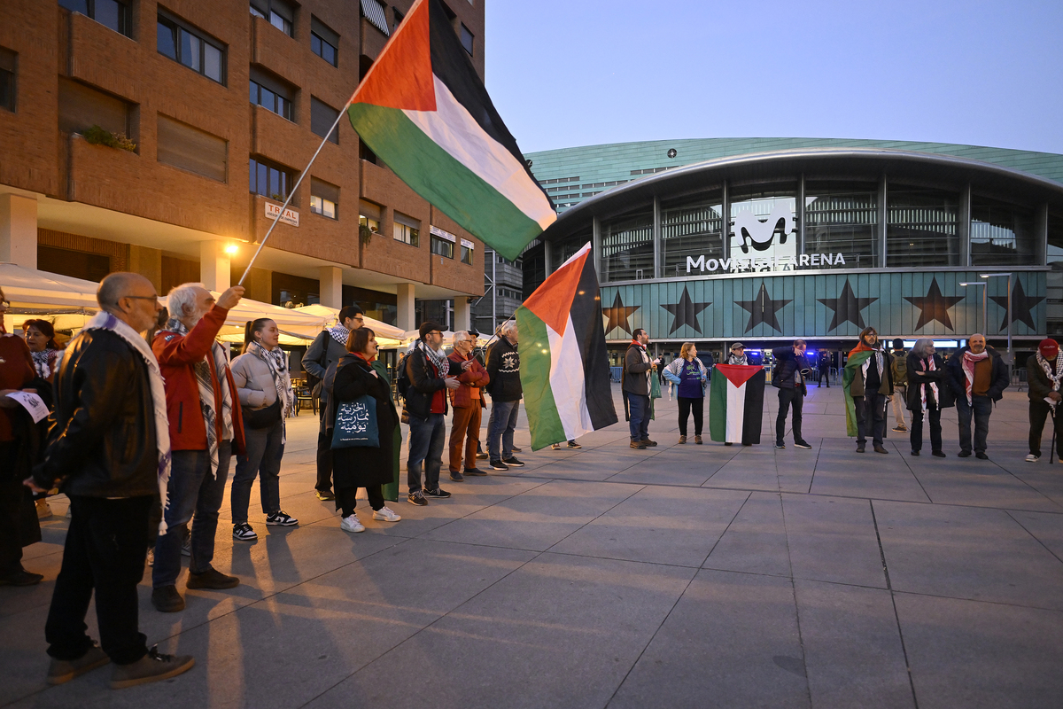 Madrid protest calls for ban on Israeli clubs from European competitions – Middle East Monitor