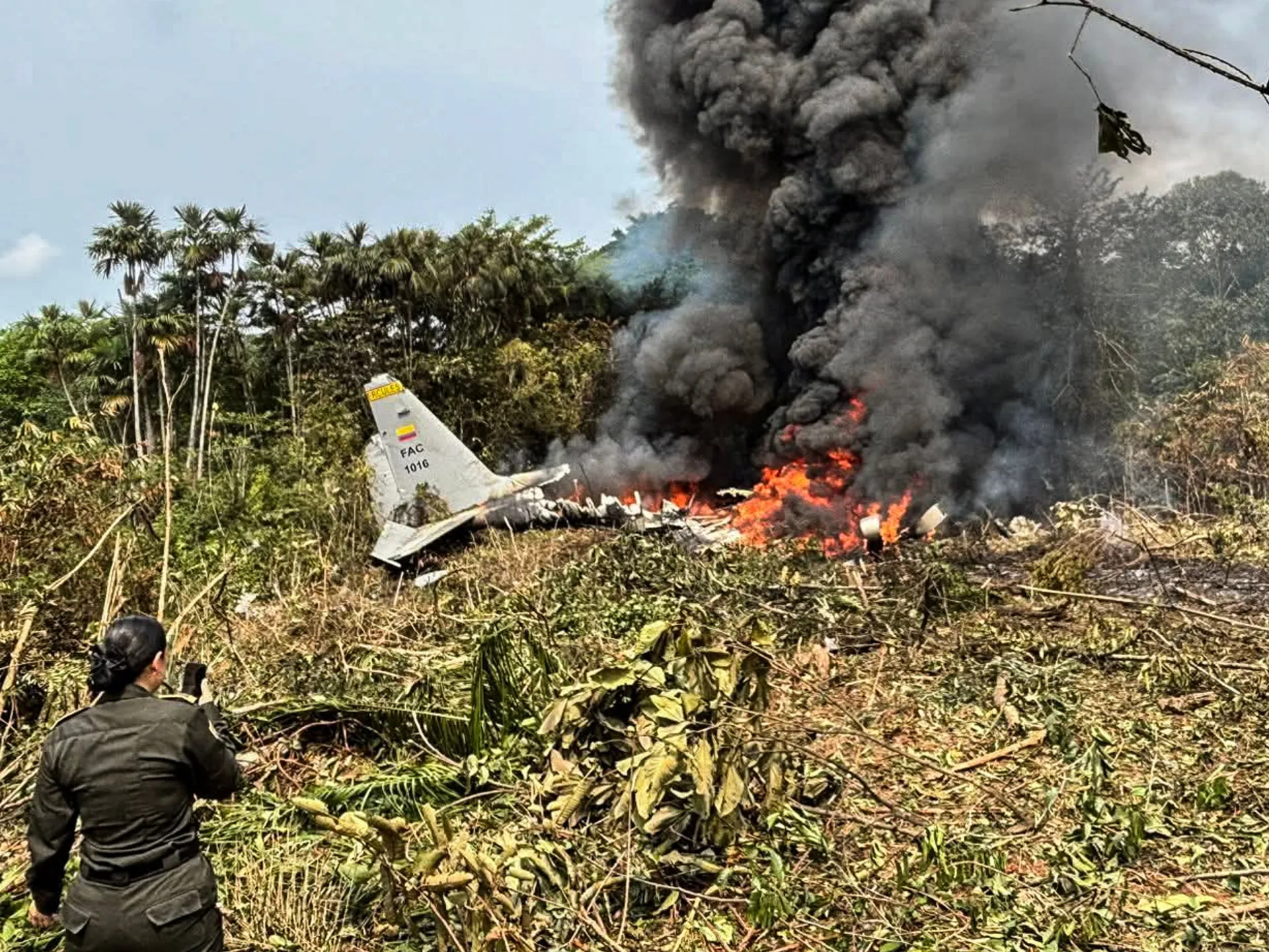 Survivors pulled from wreckage of Colombian air force plane | Aviation