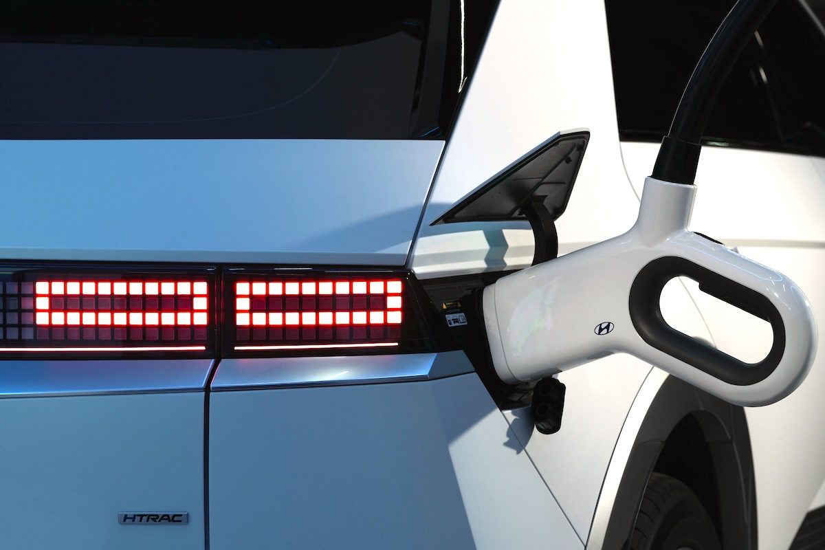 As Iran War Drives up Gas Prices, Interest in EVs Grows