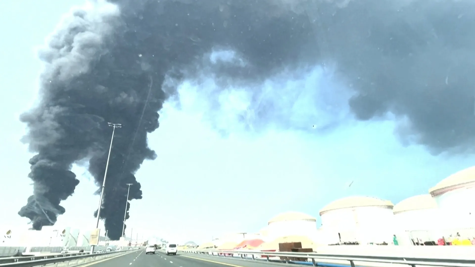 Smoke rises from Fujairah oil facility in UAE | Oil and Gas