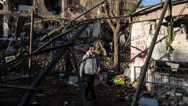 Live updates: Iran war news; Strait of Hormuz energy crisis, Trump’s 48-hour deadline looms