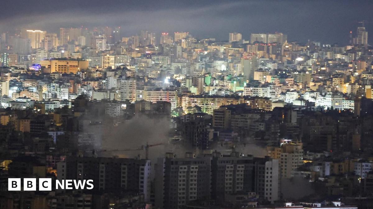 Iran says 'non-hostile vessels' may pass through Strait of Hormuz as oil price falls – BBC