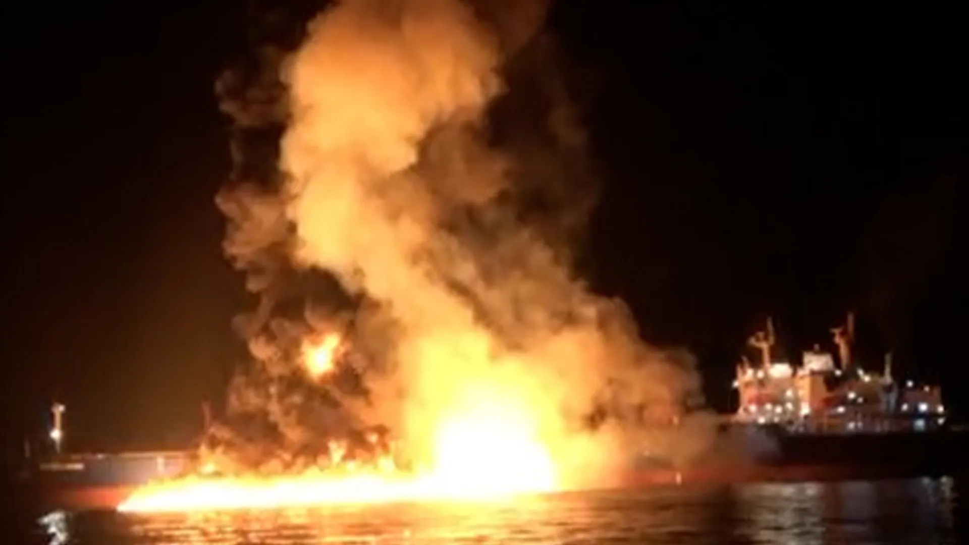 Video shows moment Iran strikes US-owned oil tanker near Iraq | US-Israel war on Iran