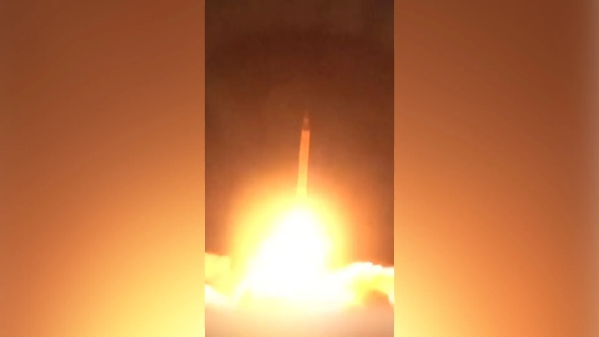 Iran launches wave of heavy, multi-warhead missiles | US-Israel war on Iran