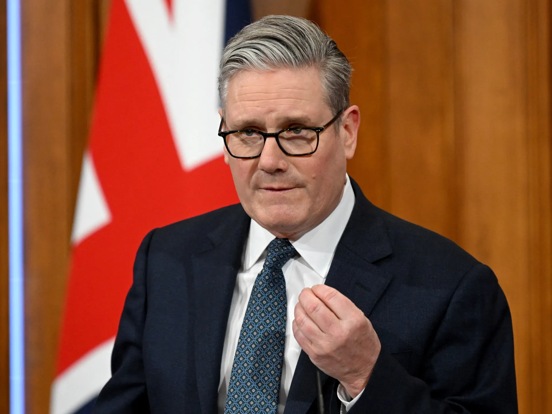 Trump says US does not need United Kingdom aircraft carriers for Iran war | Military News