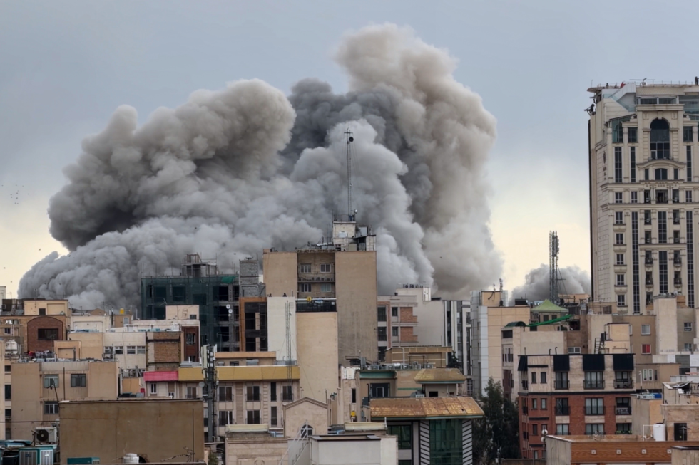 Live updates: Iran stops cargo traffic in the Strait of Hormuz