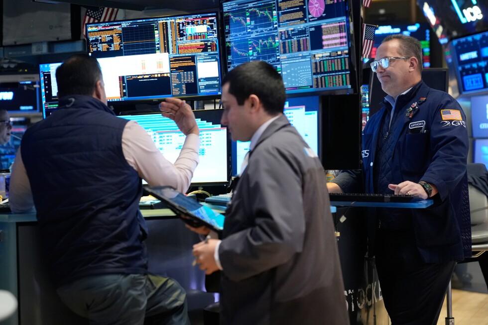 Stocks sink on fears the war with Iran will keep interest rates high