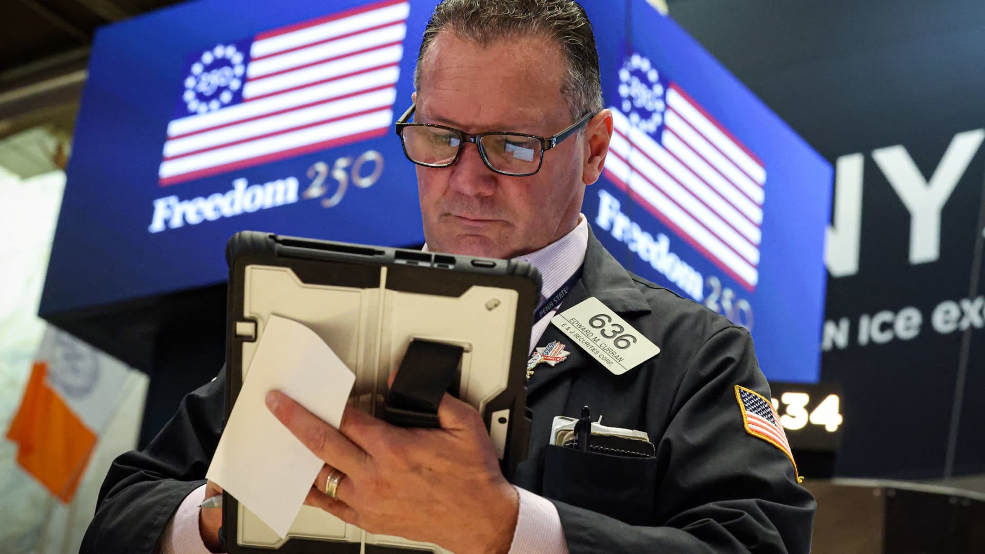 HSBC is ‘max bullish’ stocks, saying Iran conflict is not a game changer