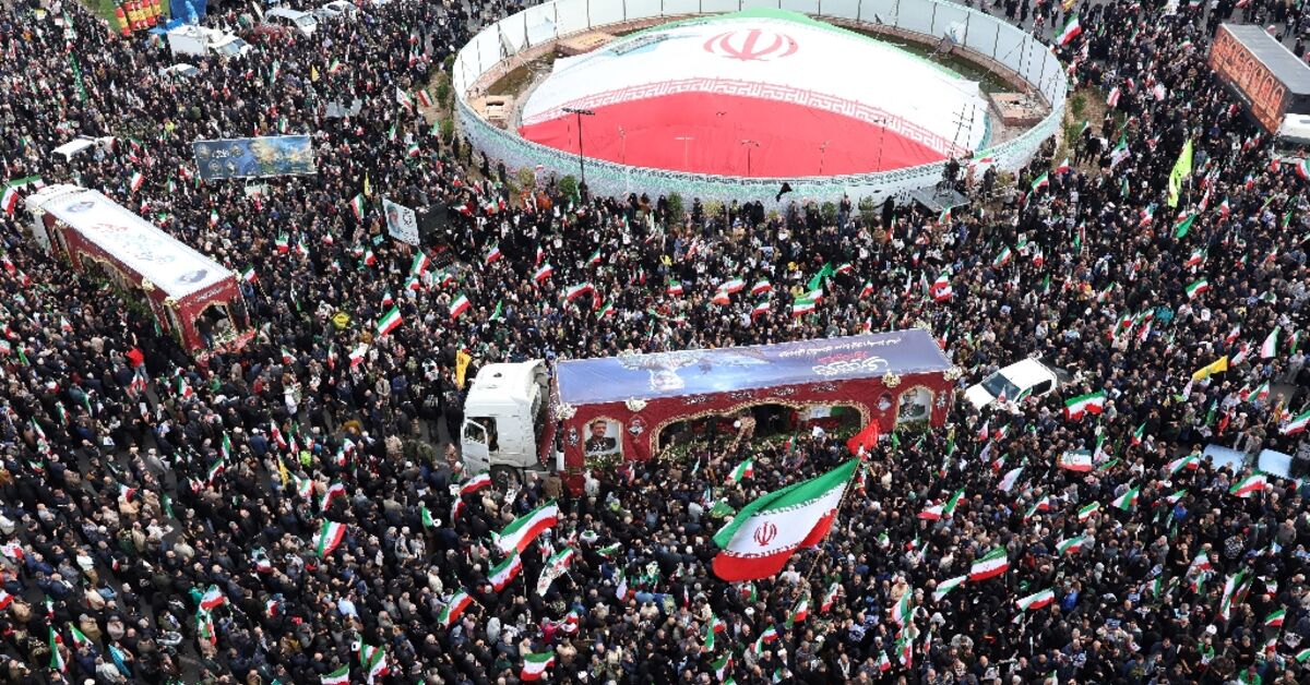 Iranians vow to ‘resist until the end’ at Guards naval chief’s funeral