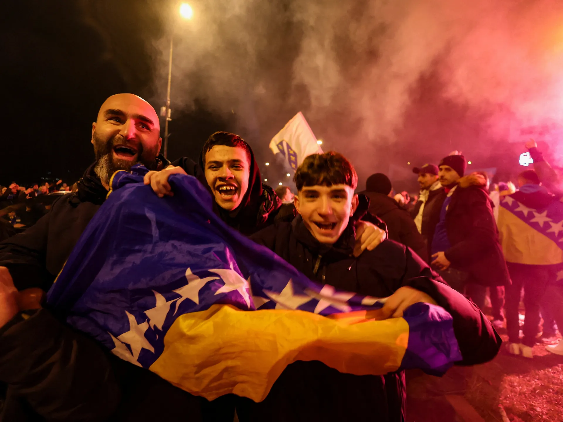 Bosnia fans celebrate as team qualifies for World Cup, knocking Italy out | Sport
