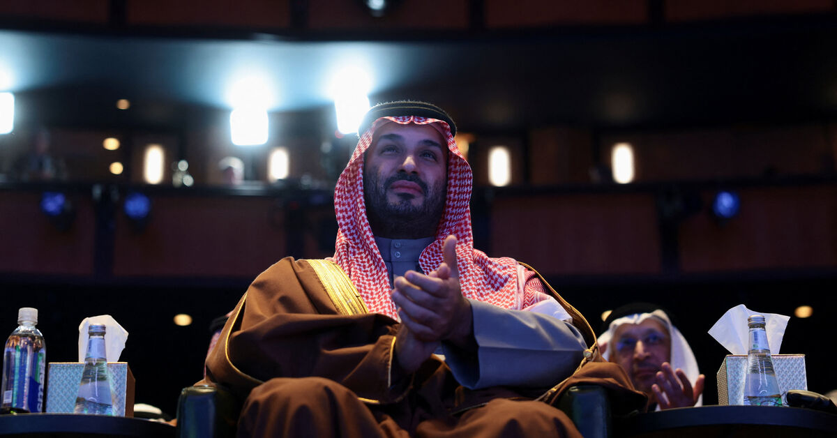 China’s Xi, in call with Saudi crown prince, calls for Strait of Hormuz to remain open