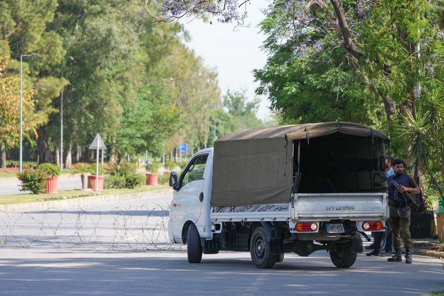 Table for talks set as world awaits U.S., Iran meet halfway in Islamabad-Xinhua