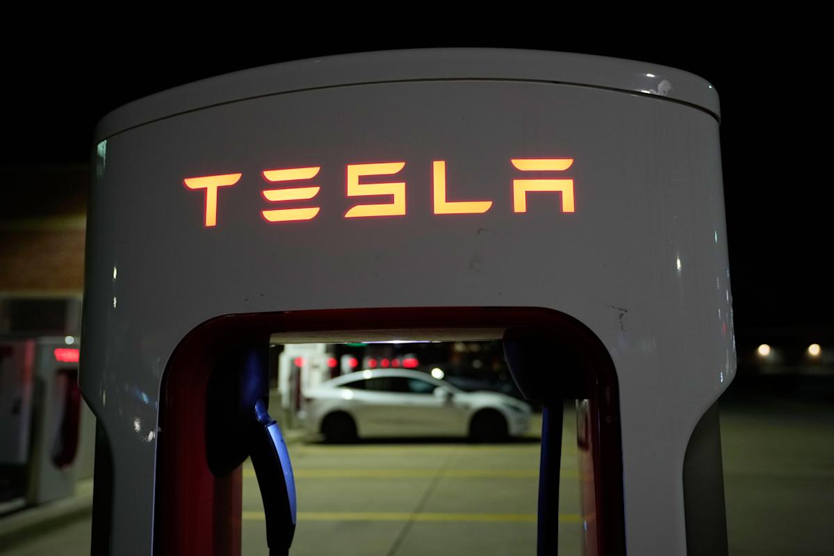 Stock market records, Iran updates, and Tesla earnings: What to watch this week