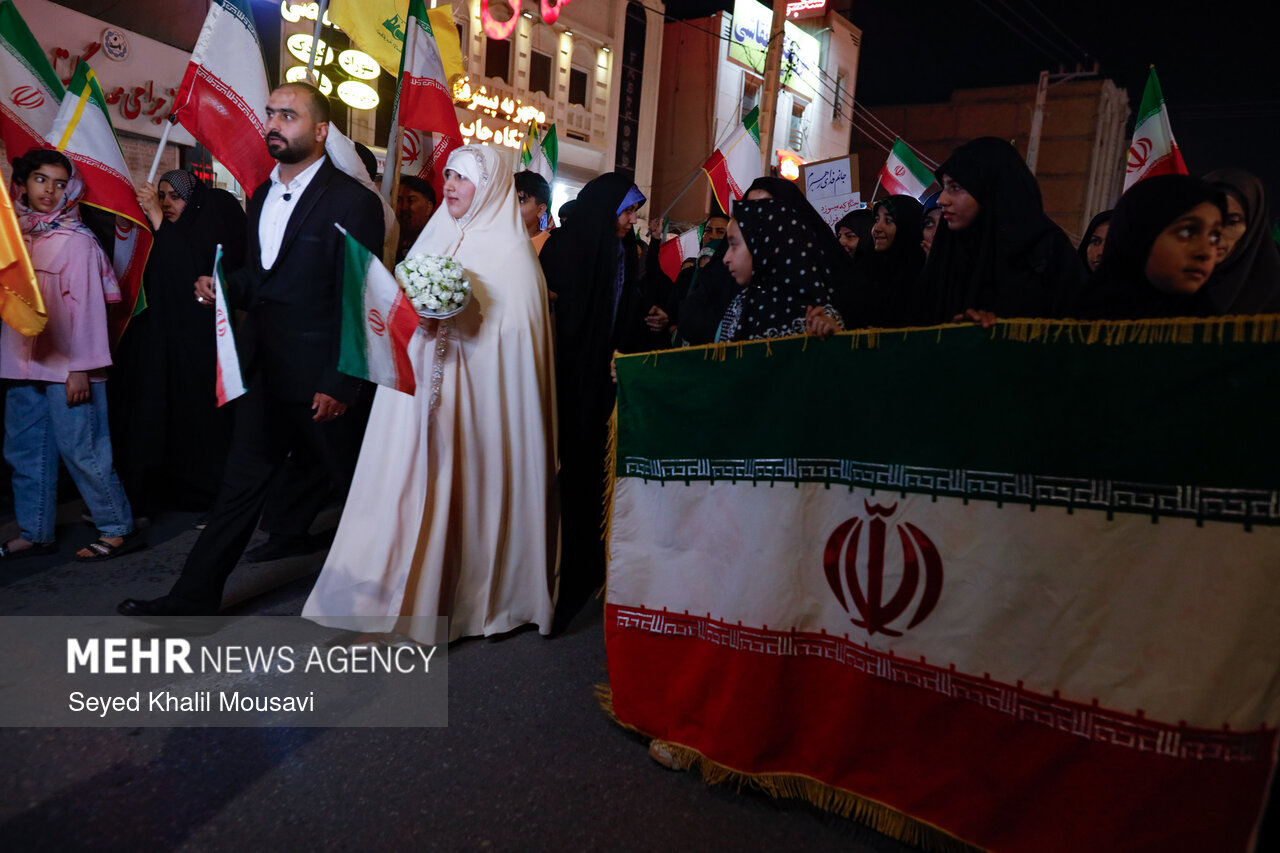 Ahvaz people renew pledge to Leader