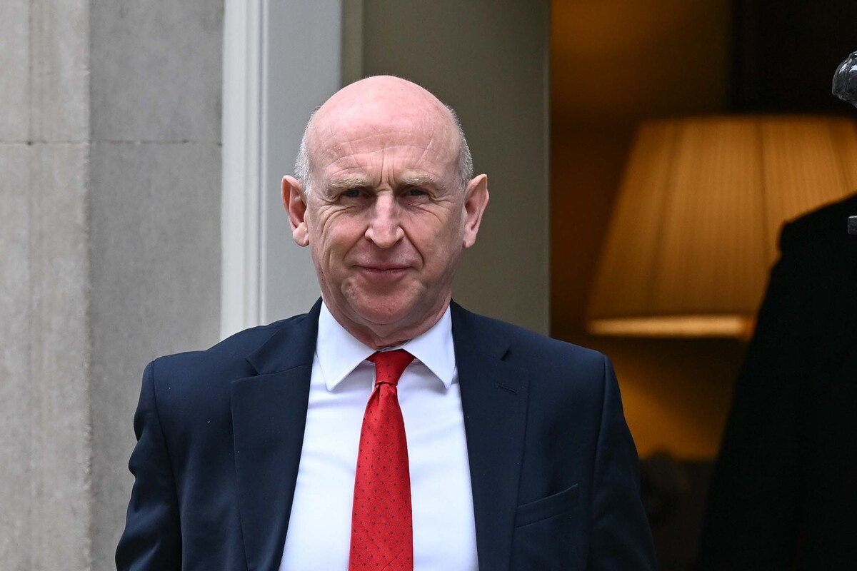 Defense chief – Middle East Monitor