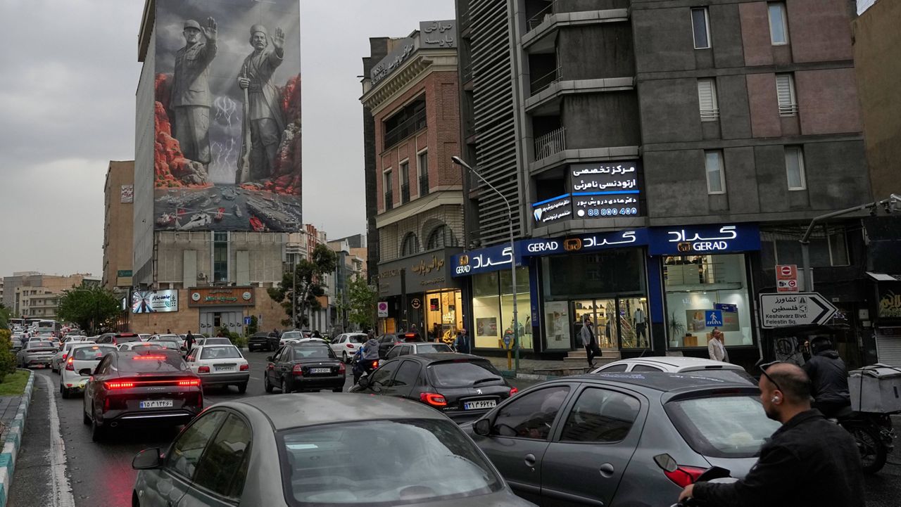 DC Wrap: Trump offers conflicting Iran messages on Iran