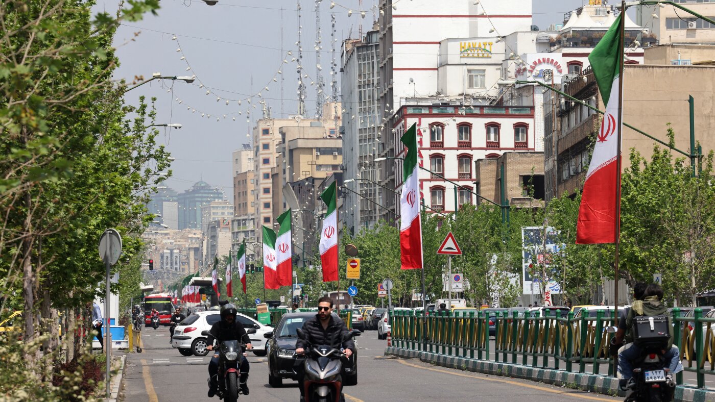 Up First briefing: US-Iran ceasefire; Lori Chavez-DeRemer; Kevin Warsh : NPR