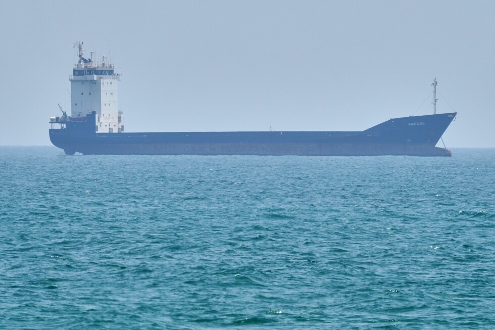 Live updates: Confusion deepens in Strait of Hormuz after Iran attacks 3 ships