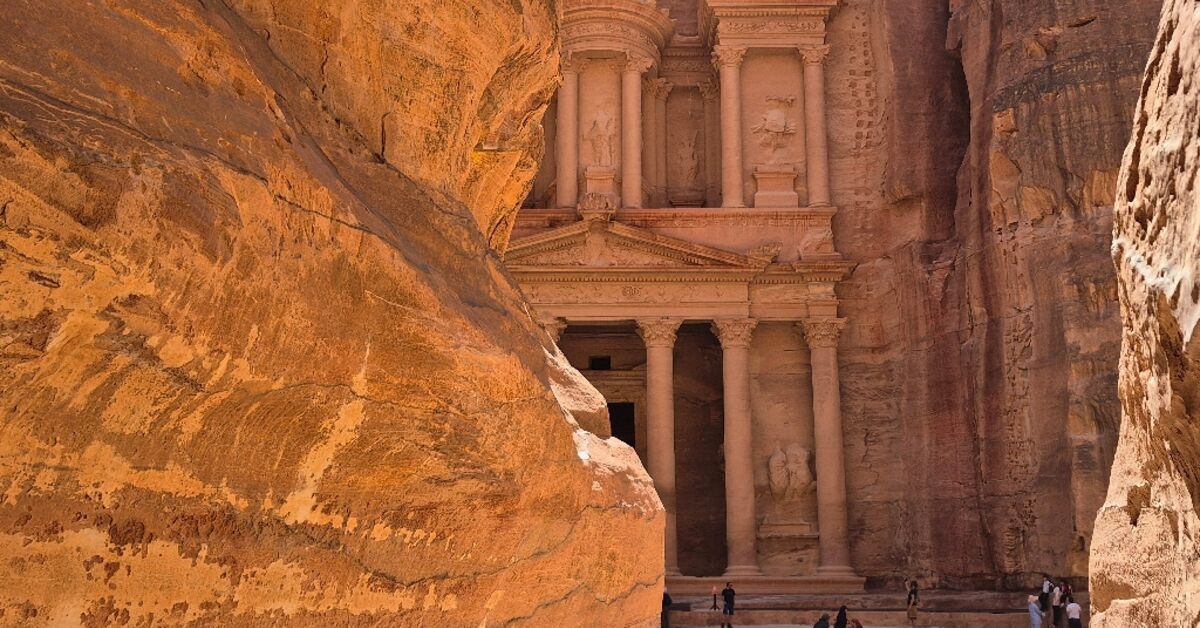 Jordan’s ancient marvel Petra deserted since Mideast war