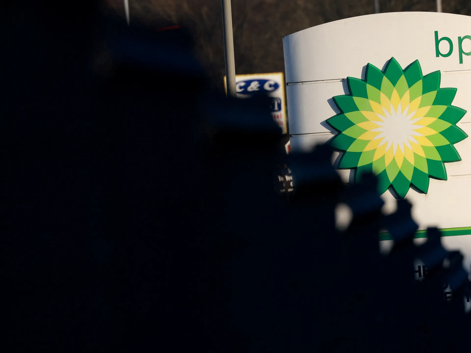 States should tax windfall oil profits to fund their way out of crisis | Renewable Energy