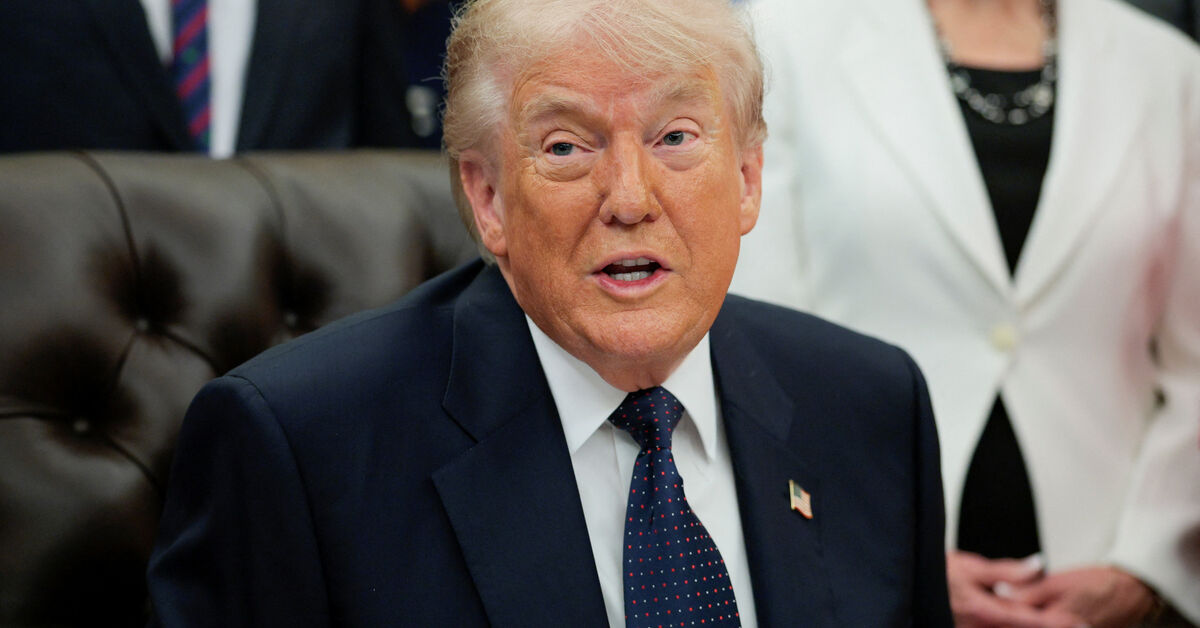 Trump says Iran “should wave the white flag of surrender”