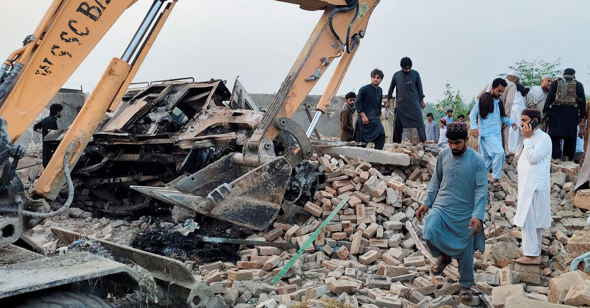 Pakistan blames Afghanistan-based militants for deadly attack on police