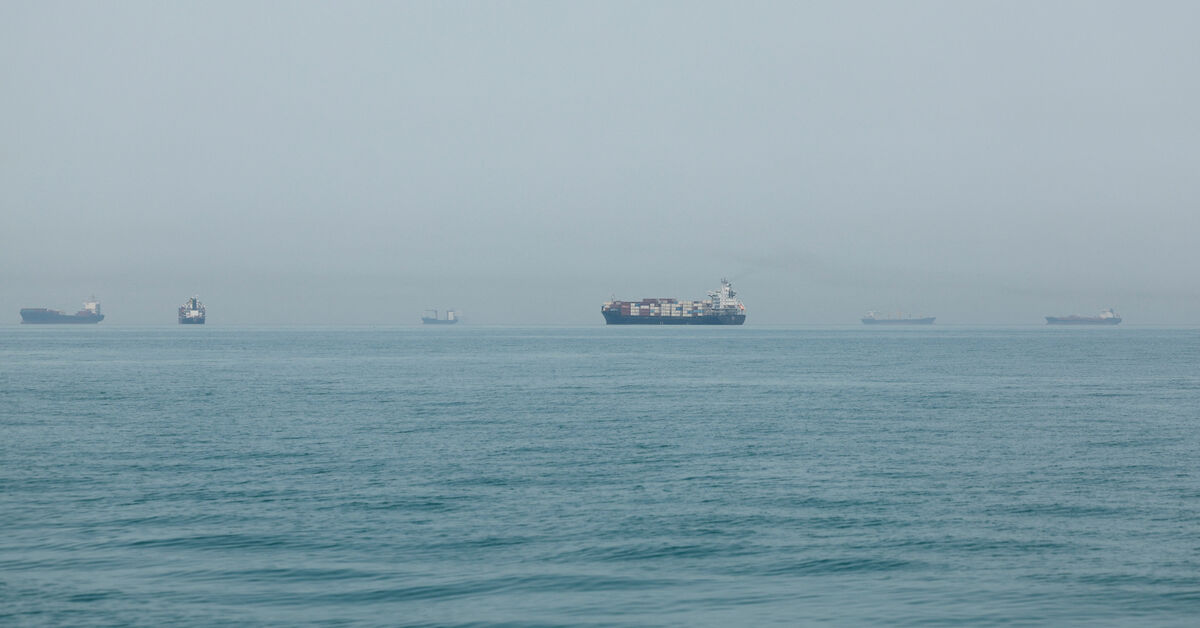 France readies UN resolution on Hormuz as vote on US text stalls