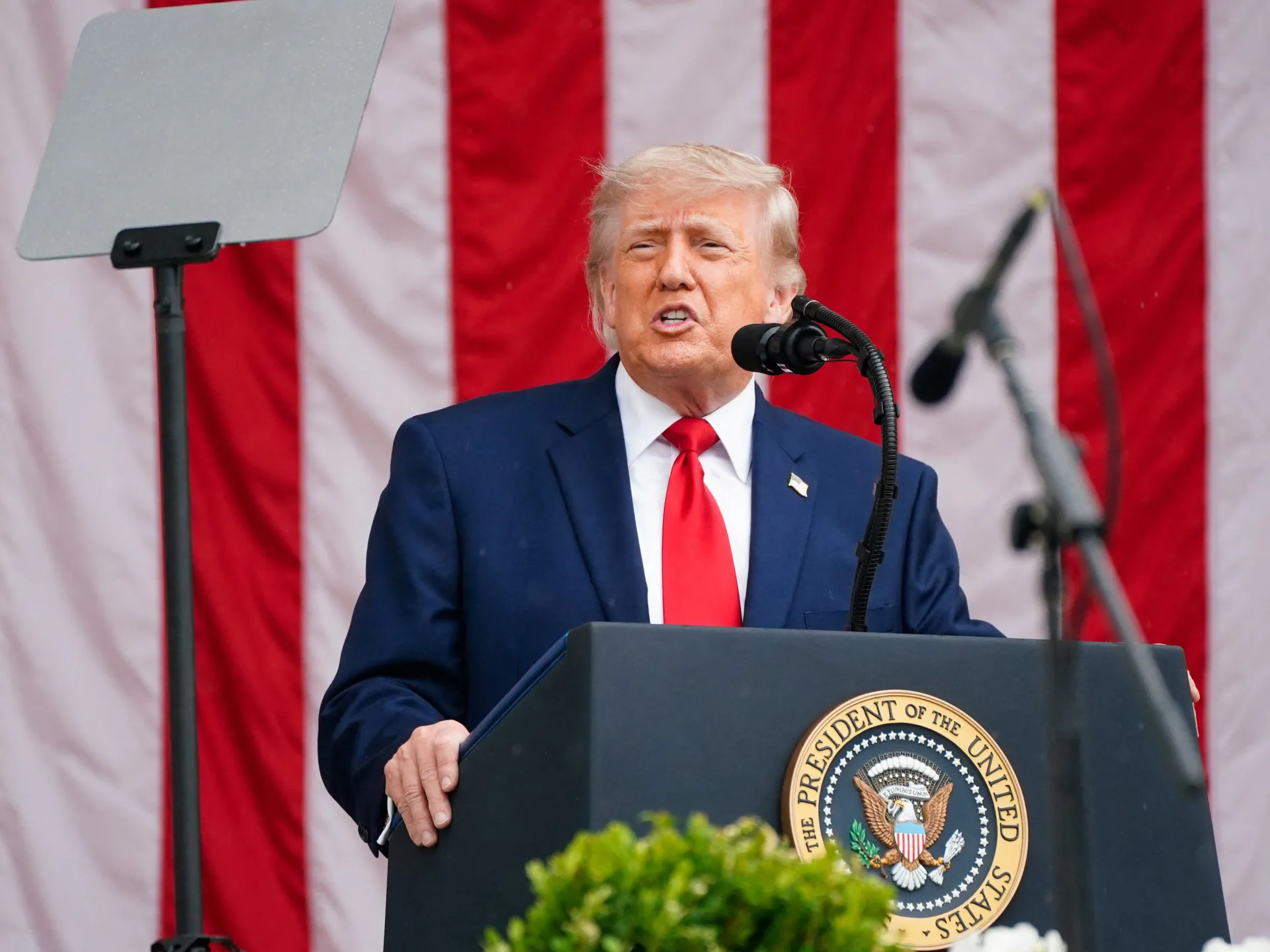 Trump dangles normalisation amid pro-Israel criticism of possible Iran deal | US-Israel war on Iran News