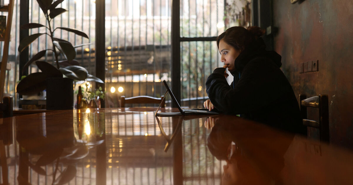 ‘Greetings after 88 days’: Iranians reconnect after long internet shutdown