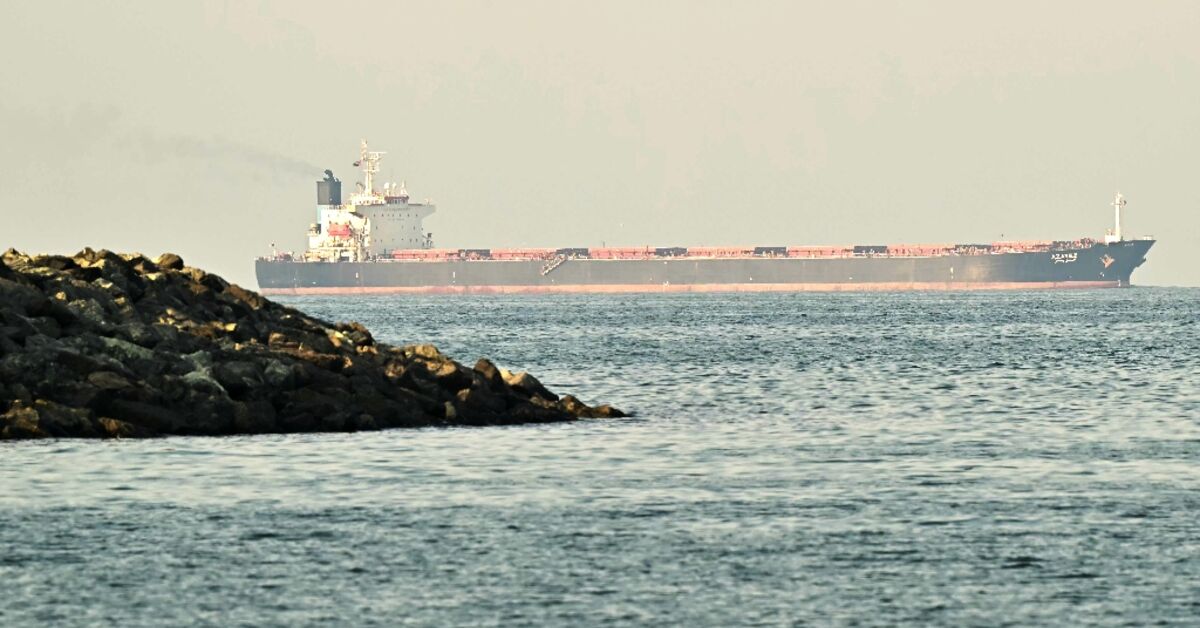 Trapped seafarers traumatised by Gulf fighting: charities