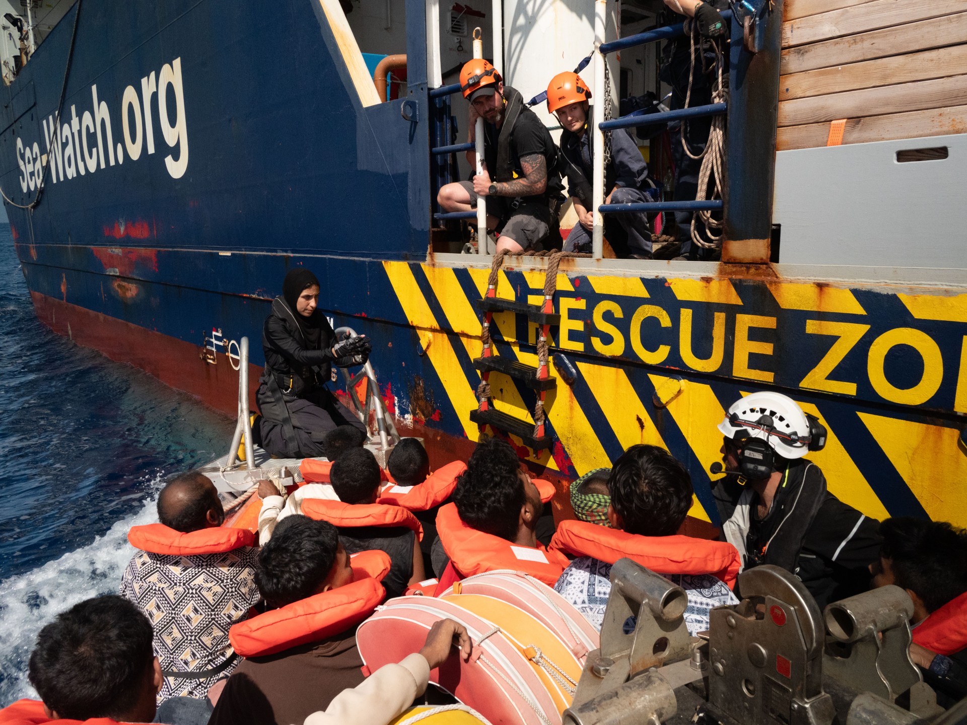 Migrants ‘feared for their lives’ as Libyan gunmen fired on rescue ship | Refugees News