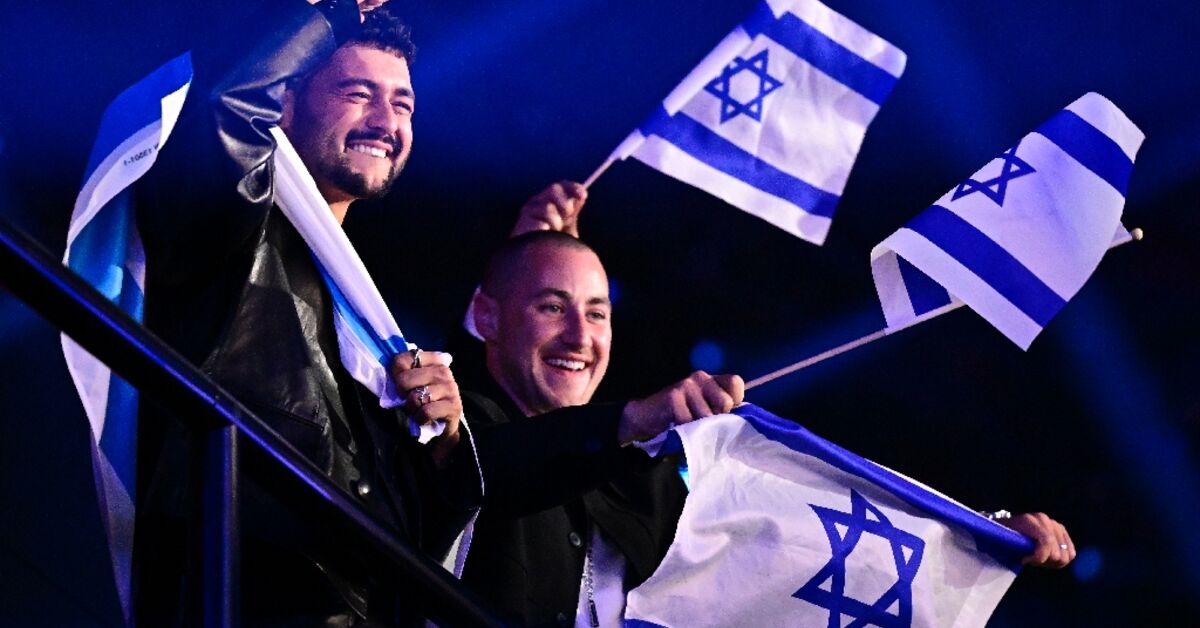 Heckler ejected from Eurovision after Israel song disruption