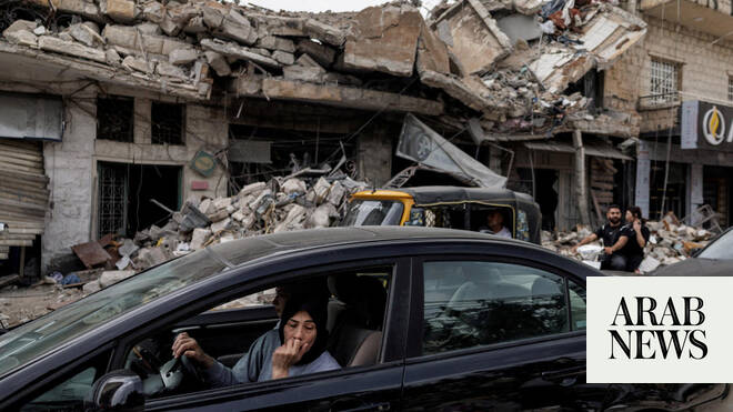 Lebanese army restores road, bridge damaged by Israeli strikes