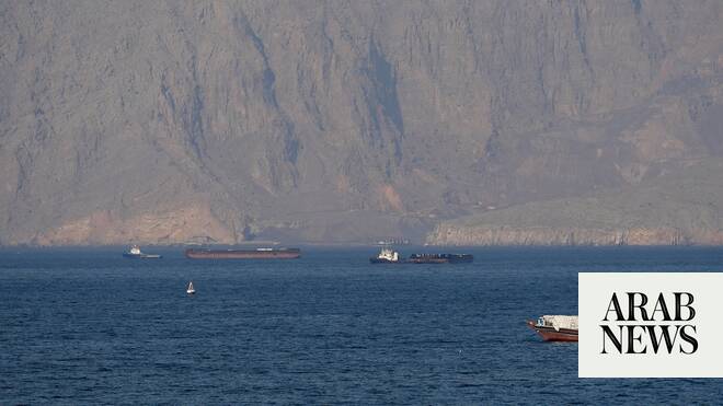 Strait of Hormuz blocked as gaps remain on Iran peace talks