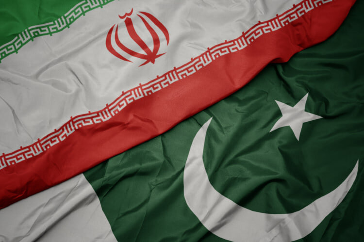 Pakistan's interior minister in Tehran for talks