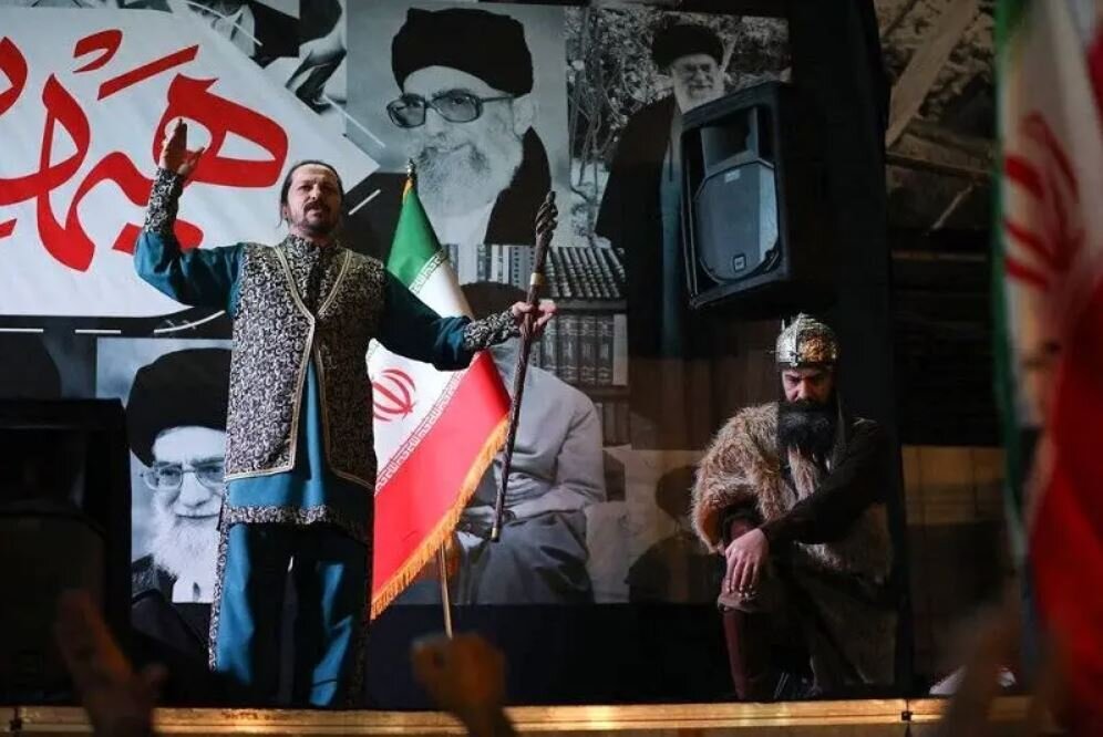 Tehran Times – Nationwide street performances honor Dena martyrs during Islamic Revolution Art Week