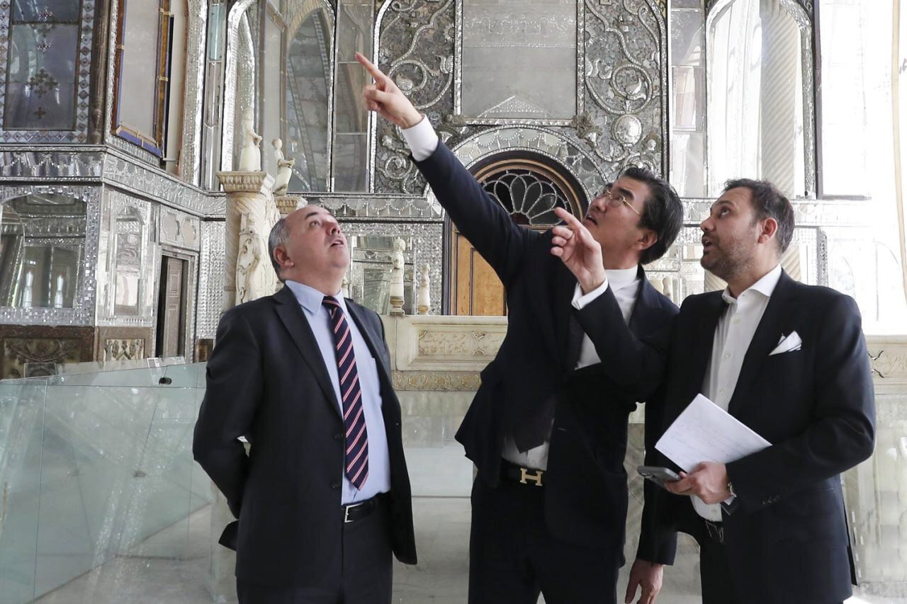 Tehran Times – Tears among the rubble: Foreign diplomats witness aftermath of strikes on Tehran civilians