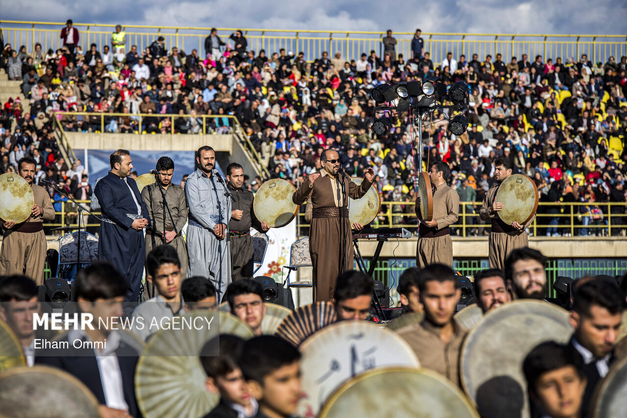 Iran marks Sanandaj Day