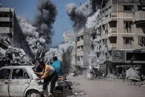 Israeli strikes hit Gaza tents, several killed