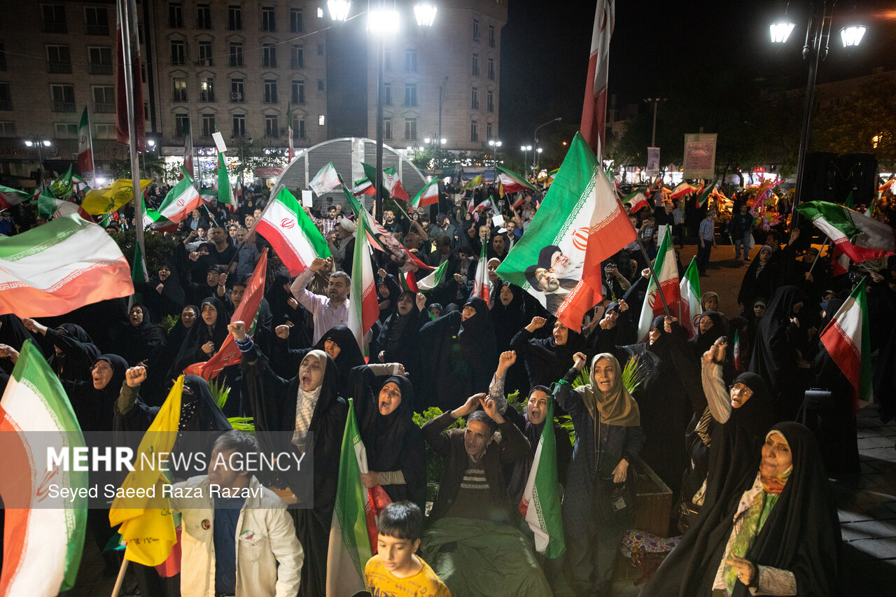 Mehr News Agency – Iranian people denounce US-Israeli aggression, back Leader