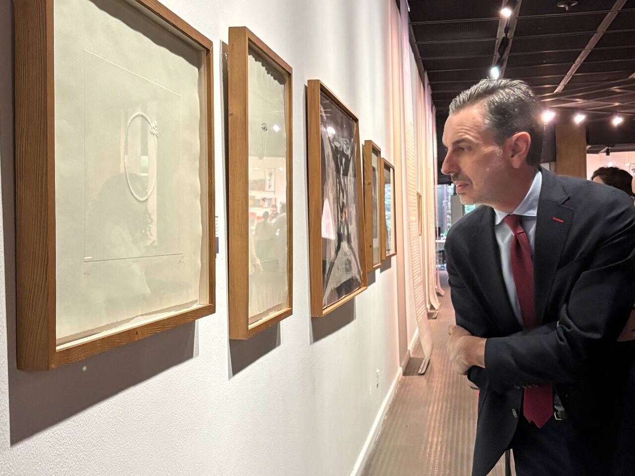 Spain’s ambassador to Iran visits “Art & War” exhibition at TMoCA