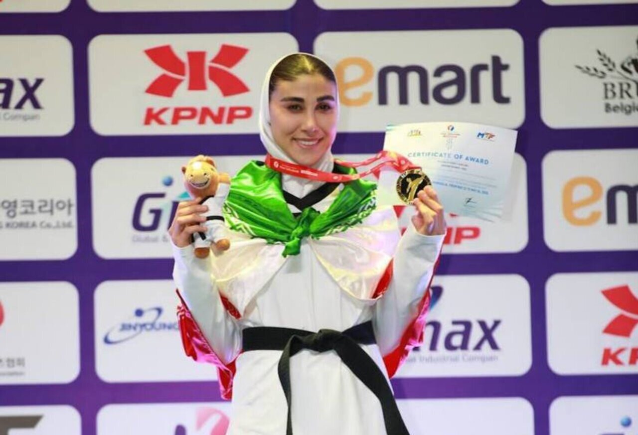 Nahid Kiani dedicates gold medal to Iran people