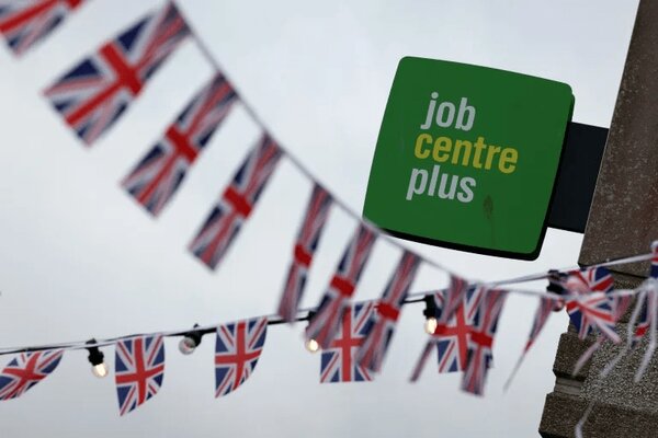 UK risks a ‘lost generation’ of jobless young people