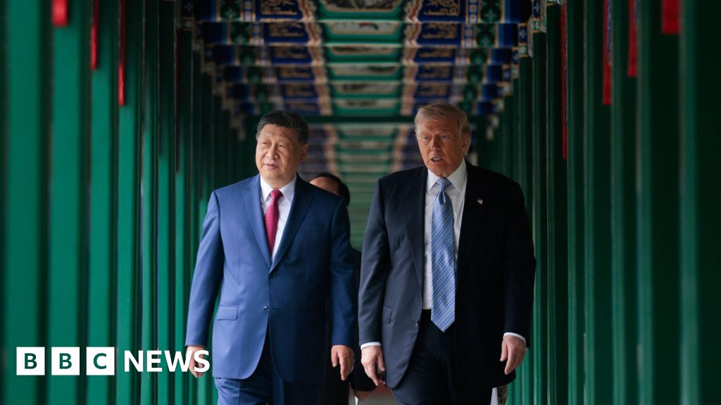 Trump-Xi meeting: Beijing trip ends with Zhongnanhai tour
