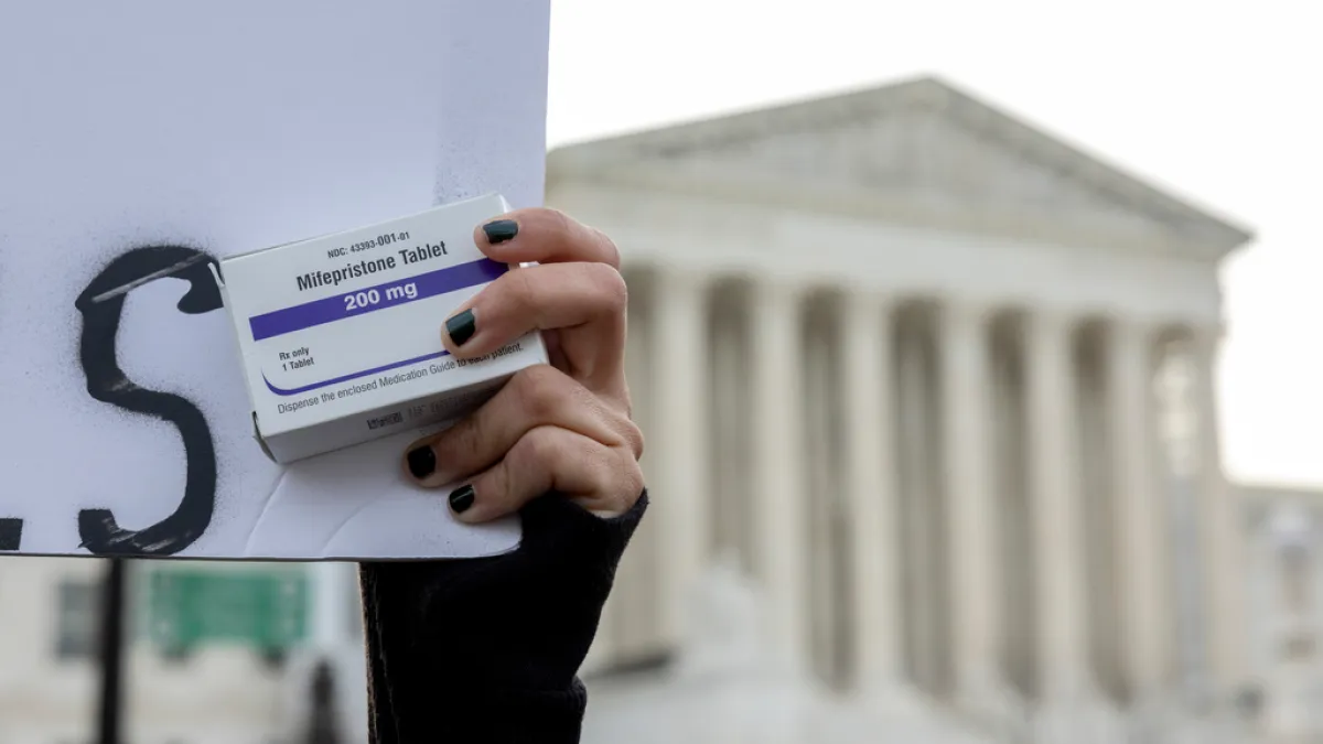 US Supreme Court temporarily lifts ban on abortion pill mail delivery | Health News