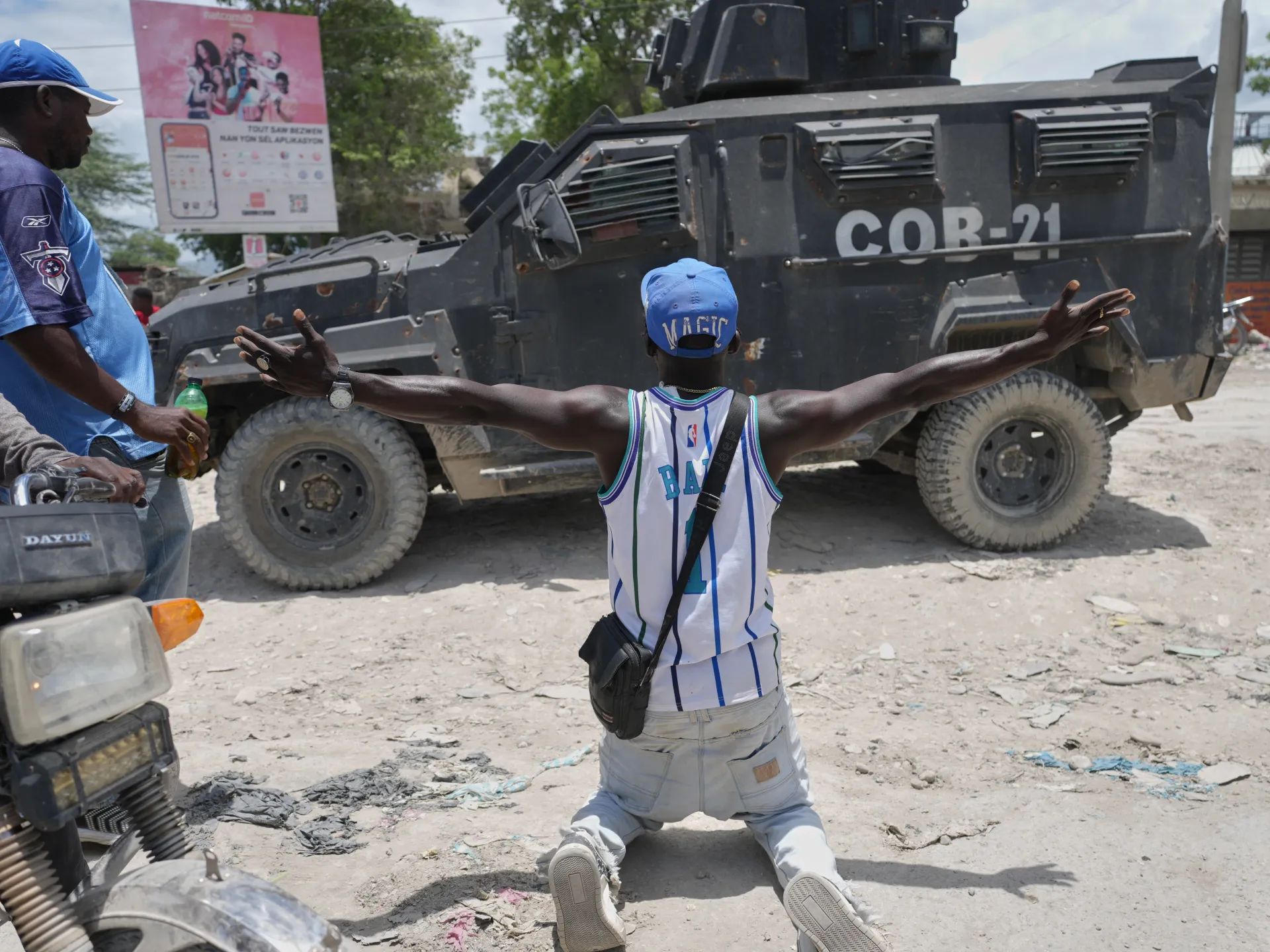 Gang violence displaces hundreds in Haiti’s capital | Gun Violence News