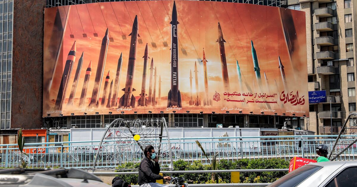 CIA report on Iran missiles undercuts Netanyahu as war euphoria dissipates