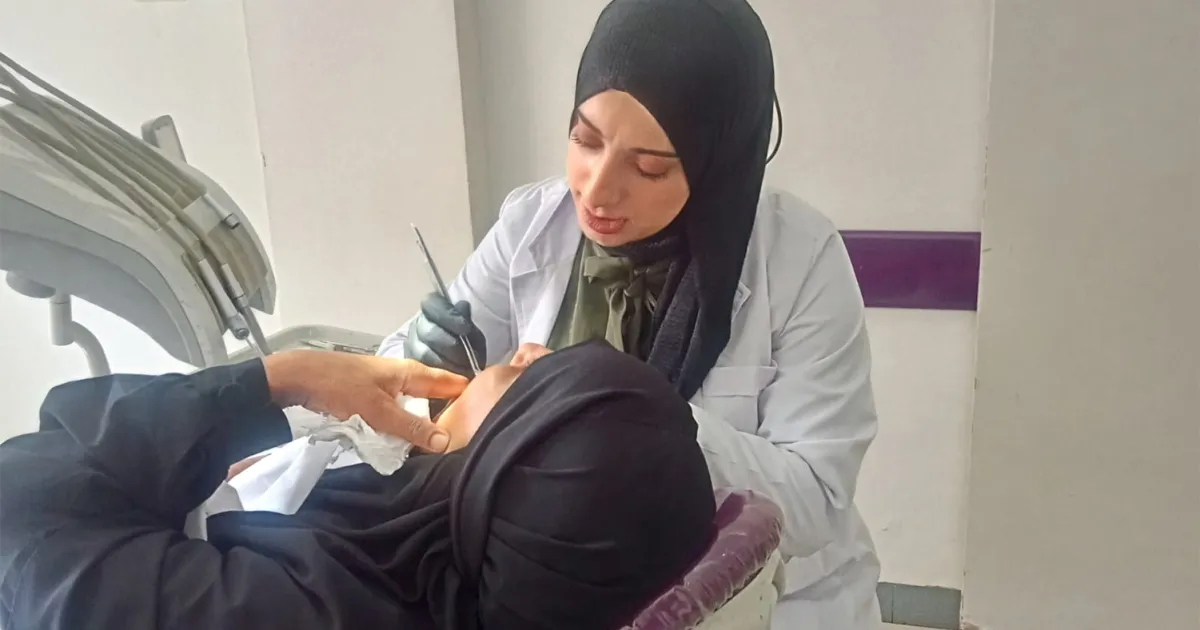Gaza parents brave dental dilemma: Costly treatment or food on the table? | Israel-Palestine conflict News